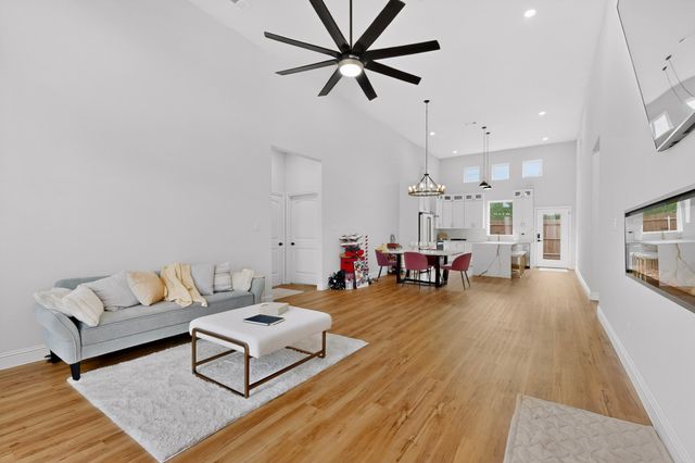 5707 San Jacinto Drive, Granbury, TX 76048