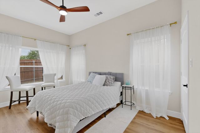 5707 San Jacinto Drive, Granbury, TX 76048