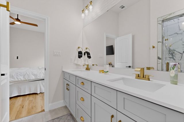 5707 San Jacinto Drive, Granbury, TX 76048