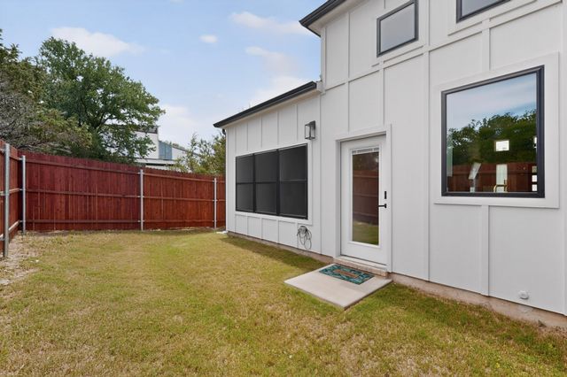 5707 San Jacinto Drive, Granbury, TX 76048