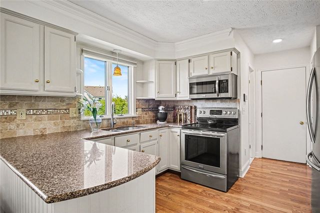 184 Ellery Road, Greece, NY 14612