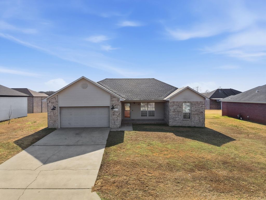 2414 Toccata Lane, Cabot, AR 72023