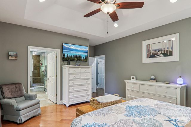 6 Wagon Trace, Flat Rock, NC 28731