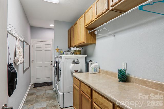 6 Wagon Trace, Flat Rock, NC 28731