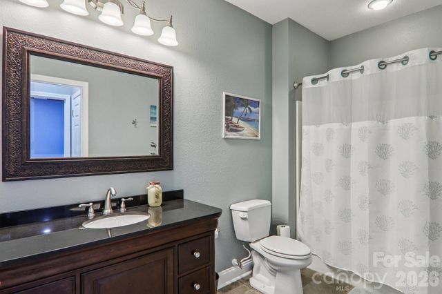 6 Wagon Trace, Flat Rock, NC 28731