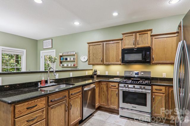 6 Wagon Trace, Flat Rock, NC 28731