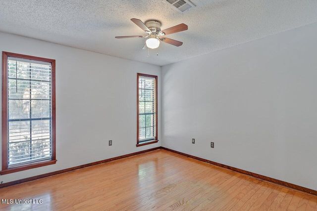 420 Trailwood Drive, Clinton, MS 39056
