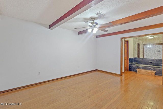 420 Trailwood Drive, Clinton, MS 39056