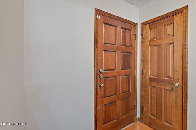 420 Trailwood Drive, Clinton, MS 39056
