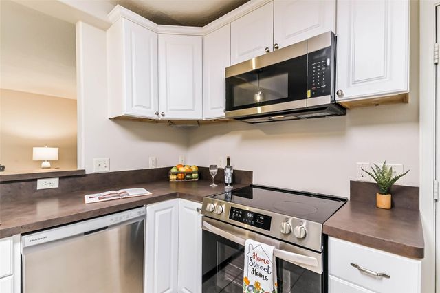 1799 League Line Road 6, Conroe, TX 77304