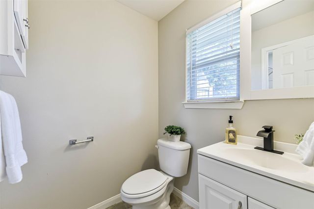 1799 League Line Road 6, Conroe, TX 77304
