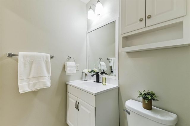1799 League Line Road 6, Conroe, TX 77304