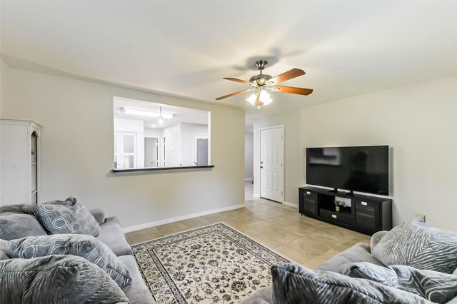 1799 League Line Road 6, Conroe, TX 77304