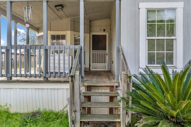 9023 Ave 404, Dinuba, CA 93618