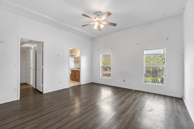 9023 Ave 404, Dinuba, CA 93618