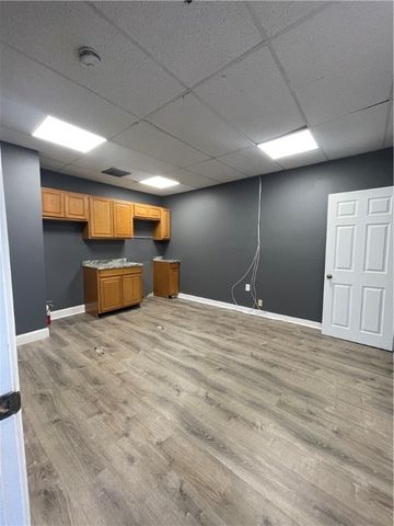 1410 Mineral Spring Avenue 4, North Providence, RI 02904