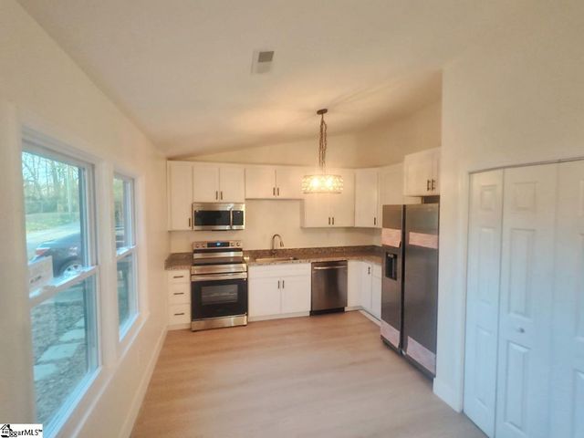306 Spruce Street, Spartanburg, SC 29303