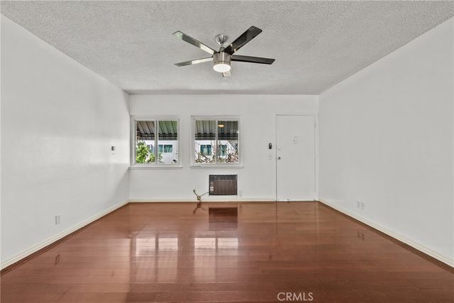 7137 Coldwater Canyon Avenue 10, North Hollywood, CA 91605