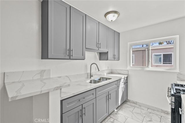 7137 Coldwater Canyon Avenue 10, North Hollywood, CA 91605