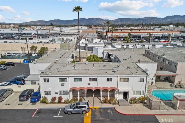 7137 Coldwater Canyon Avenue 10, North Hollywood, CA 91605