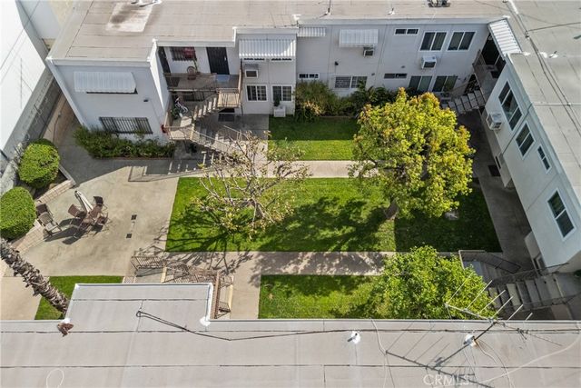 7137 Coldwater Canyon Avenue 10, North Hollywood, CA 91605