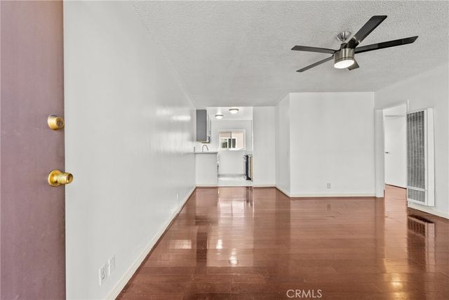 7137 Coldwater Canyon Avenue 10, North Hollywood, CA 91605