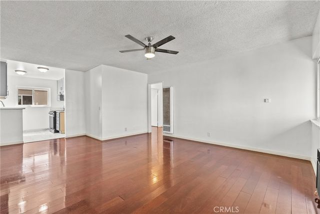 7137 Coldwater Canyon Avenue 10, North Hollywood, CA 91605