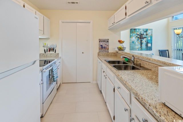 310 Indian Wells Ct., Murrells Inlet, SC 29576