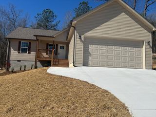 825 Bridges Road, Rocky Face, GA 30740