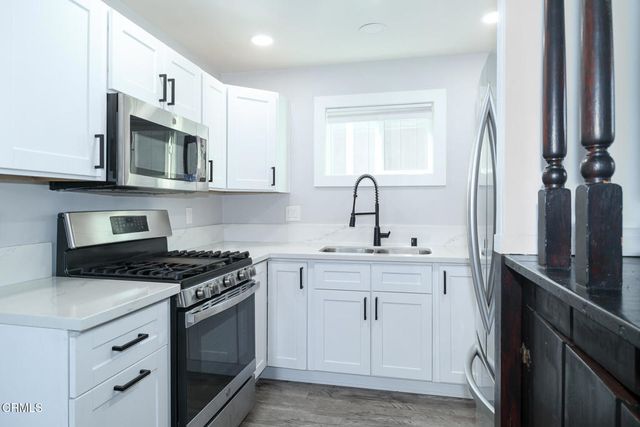 288 Cahuenga Drive, Oxnard, CA 93035