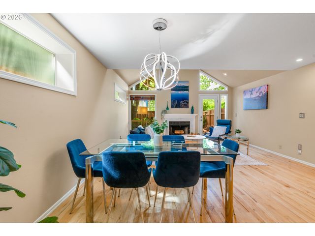 2727 Nw UPSHUR St, Portland, OR 97210