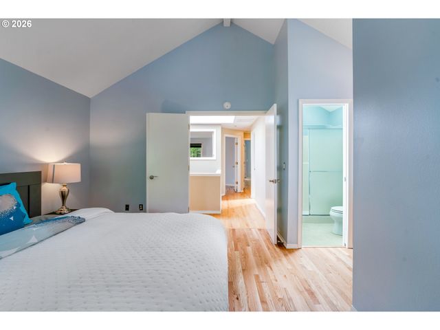 2727 Nw UPSHUR St, Portland, OR 97210