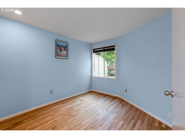 2727 Nw UPSHUR St, Portland, OR 97210