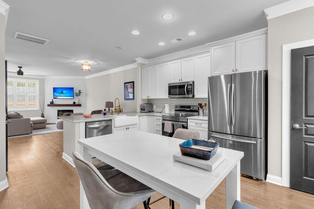 2229 Daniel Island Drive, Charleston, SC 29492