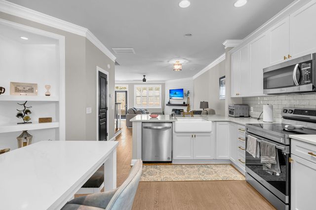 2229 Daniel Island Drive, Charleston, SC 29492