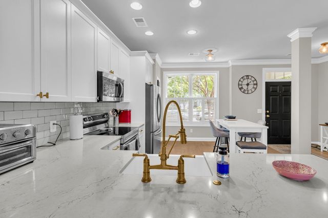 2229 Daniel Island Drive, Charleston, SC 29492