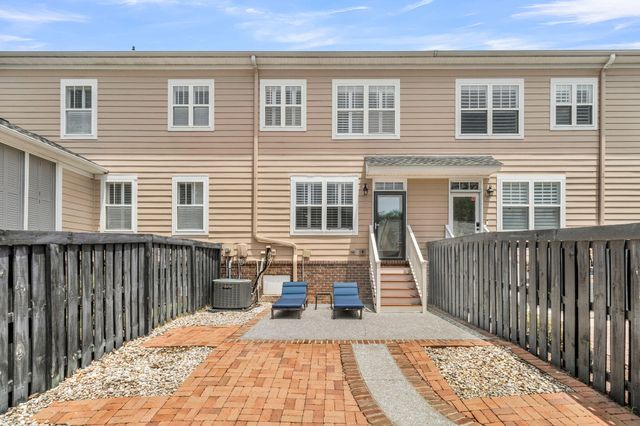2229 Daniel Island Drive, Charleston, SC 29492