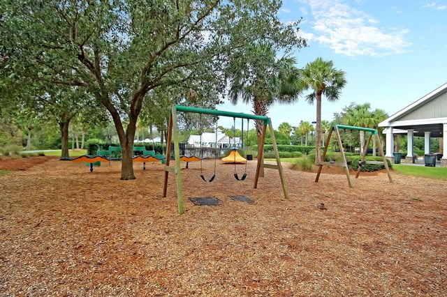 2229 Daniel Island Drive, Charleston, SC 29492