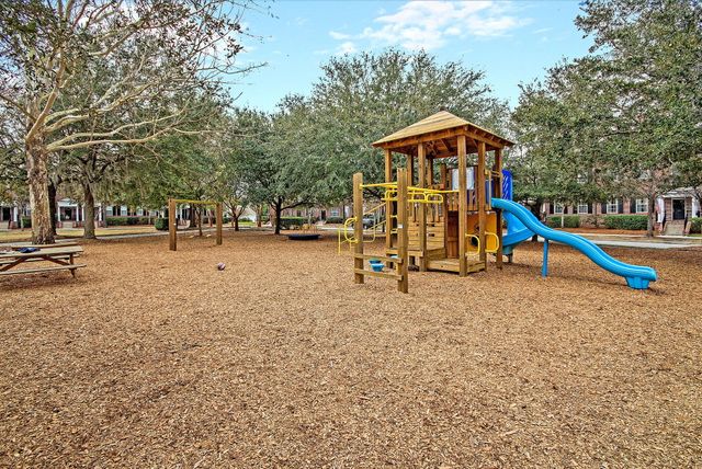2229 Daniel Island Drive, Charleston, SC 29492