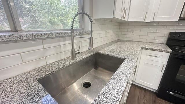 8518 Blossom Bell Lane, Houston, TX 77489