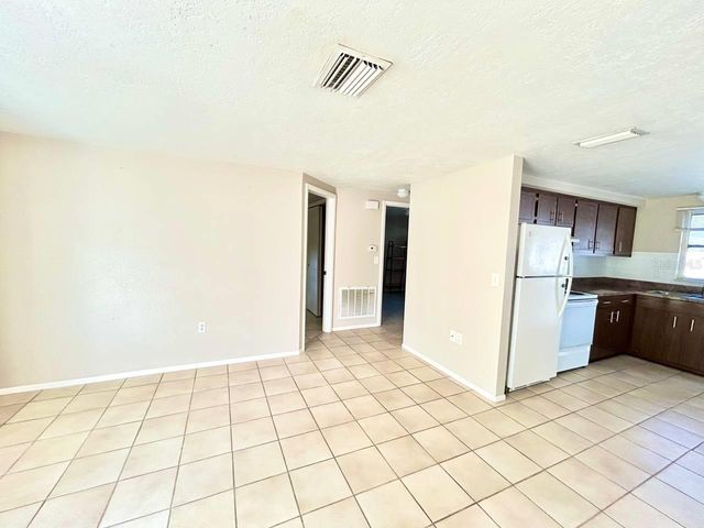 5805 DELAWARE AVENUE, New Port Richey, FL 34652