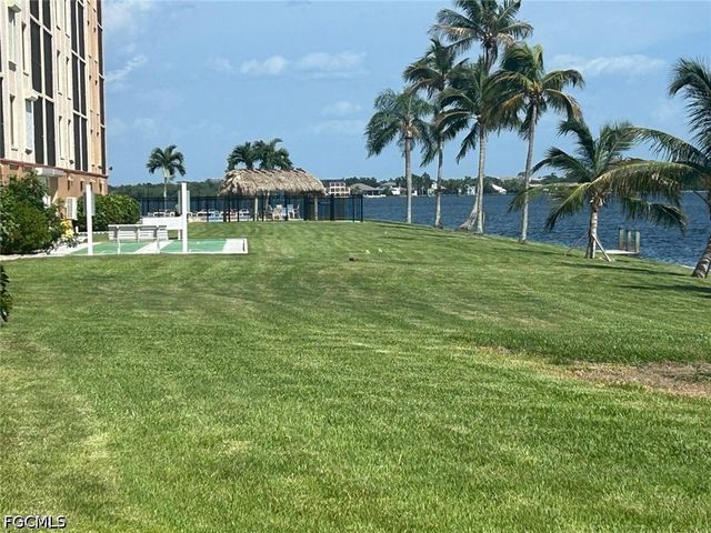 4260 SE 20th PL 205, Cape Coral, FL 33904