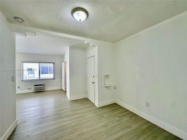 955 Bay Dr 1, Miami Beach, FL 33141