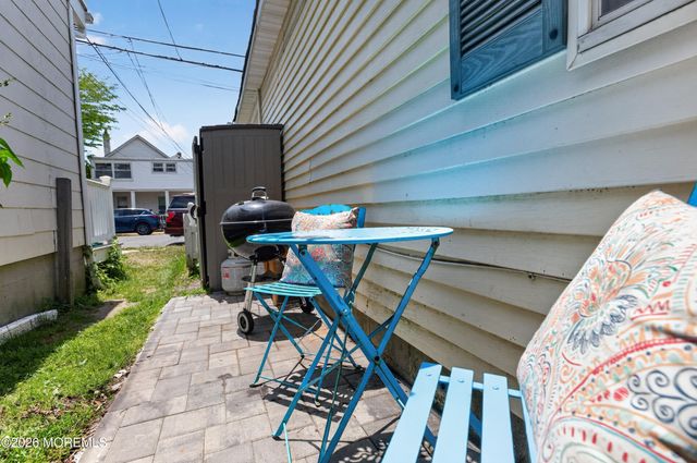 65 Heck Avenue, Ocean Grove, NJ 07756