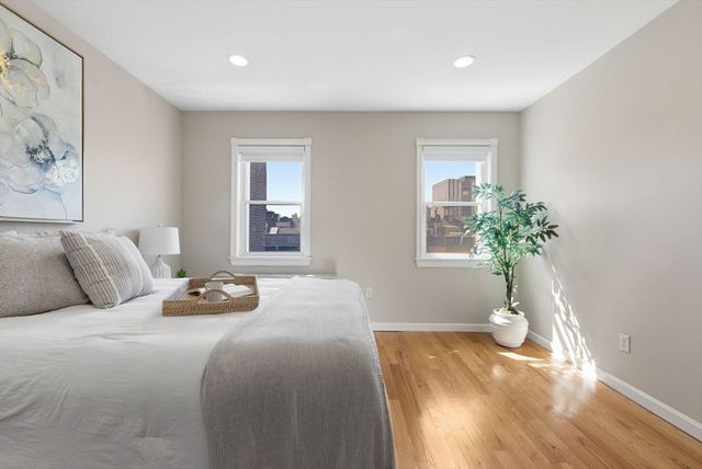 21 Bowdoin Street 5C, Boston, MA 02114