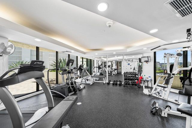 3560 S Ocean Boulevard 809, South Palm Beach, FL 33480