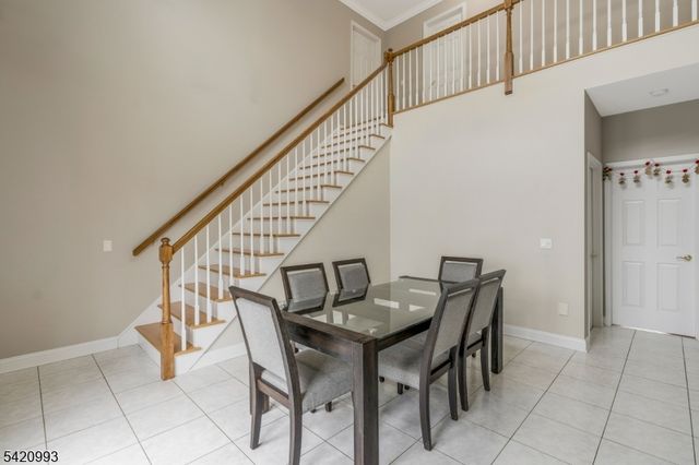 26 Winslow Dr, Bridgewater Twp., NJ 08836