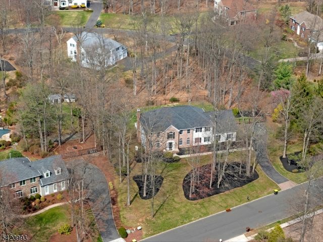 26 Winslow Dr, Bridgewater Twp., NJ 08836