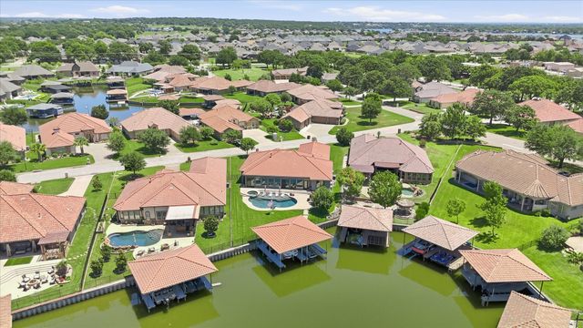 1616 Malibu Bay Court, Granbury, TX 76048