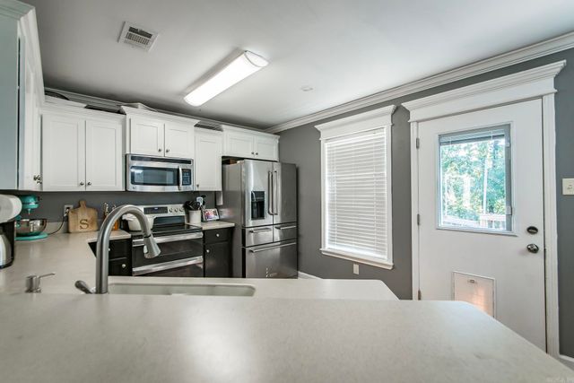 21 Clearwater Lane, Cabot, AR 72023